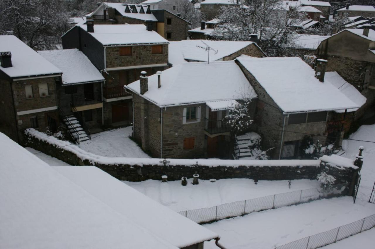 La Albarina Guest House Galende Екстериор снимка